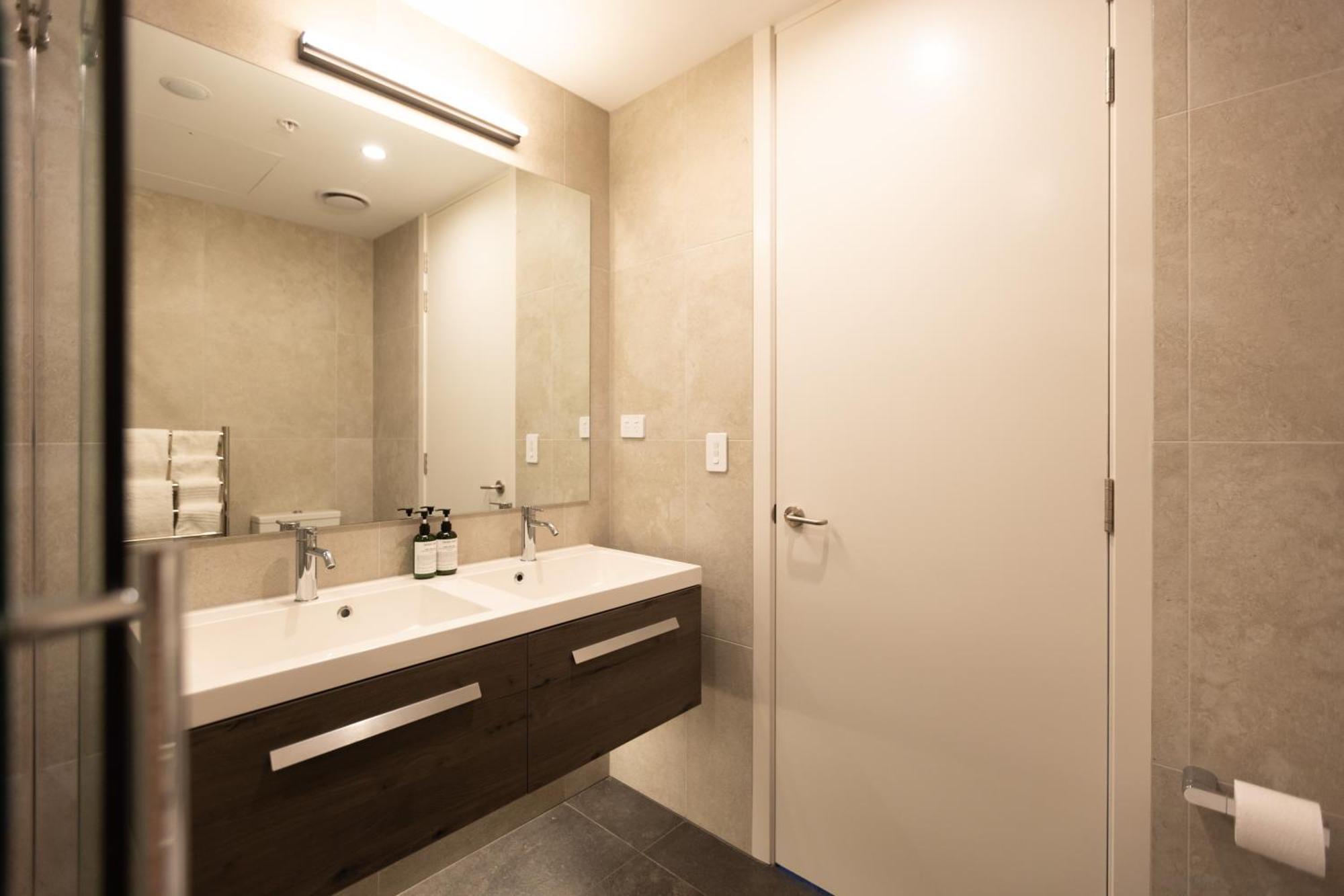 Luxury 2 Bedroom Cbd Apartment With Free Parking Christchurch Exterior foto